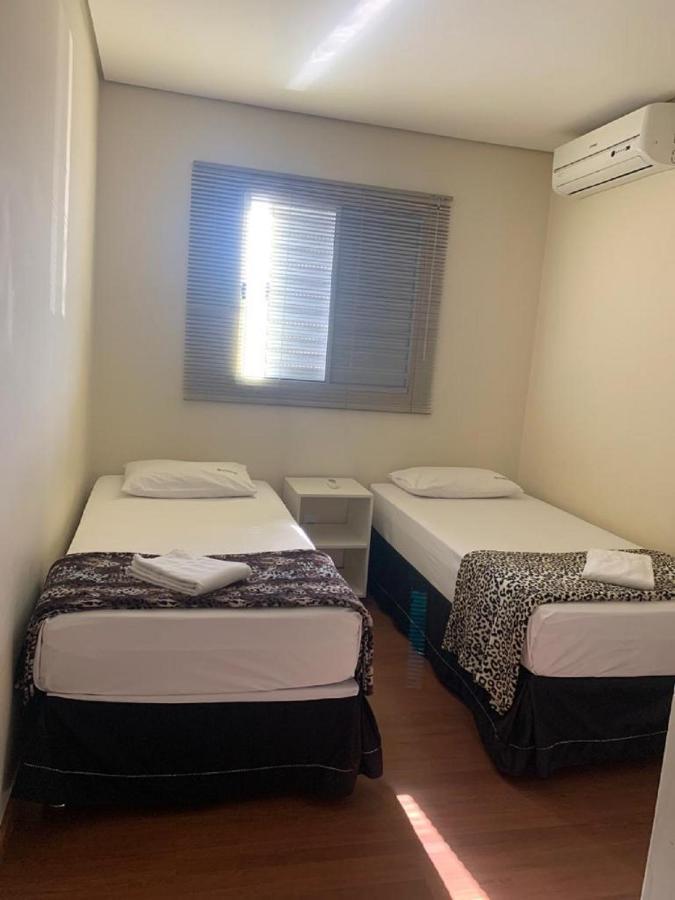 Flor Que Ri - Flats Mobiliados Na Melhor Localizacao Олимпия Экстерьер фото